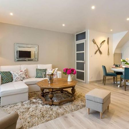 Chez La Tante Louise - Appartement Prive De Charme Passenans Bagian luar foto